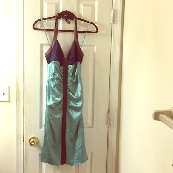 BCBG MaxAzaria dress 💕 size 2 - Picture 2 of 5